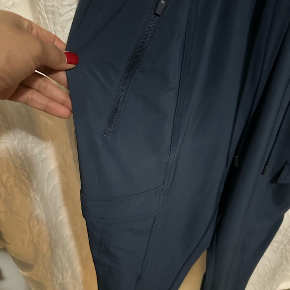 ATHLETA ROMPER - Picture 3 of 6